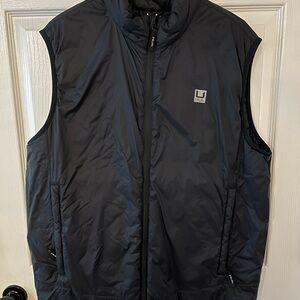 Huk Men's Black Insulated Vest